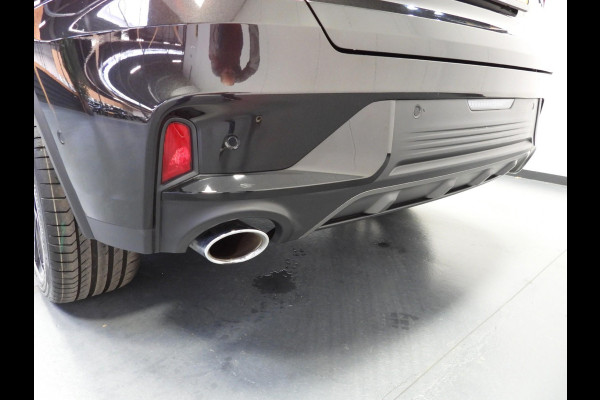 Lynk & Co 01 1.5 PHEV BlackEdition STUURVERW/360CAM/SCHUIFDAK/LED/20"LMV!