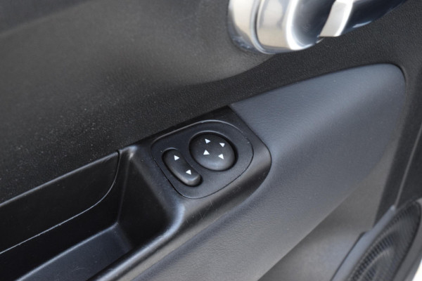 Fiat 500C 1.4 T-Jet Abarth Turismo 70th Anniversary