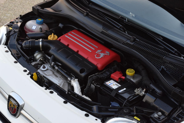 Abarth 500C 1.4 T-Jet Turismo 70th Anniversary