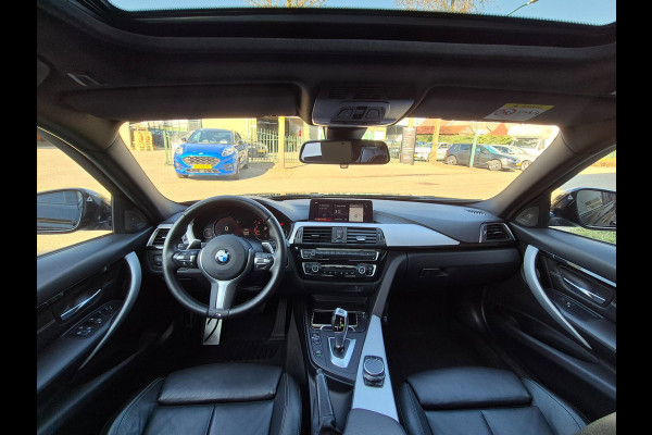 BMW 3-serie 320i M Sport ACC Apple CarPlay Camera Schuifdak Lane assist volle optieslijst H&K High Executive