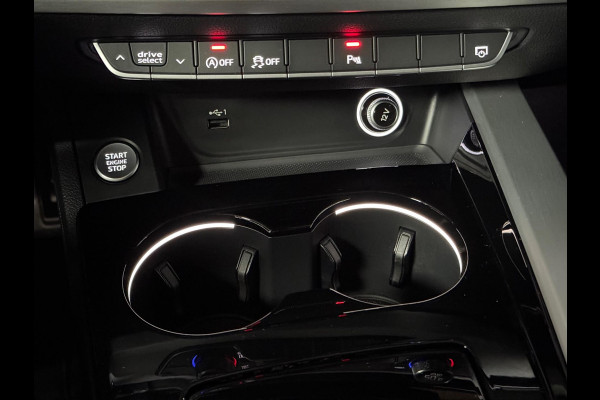 Audi A4 Avant 40 TFSI Launch edition Sport S-Line PANO|AMBIENT|CRUISE