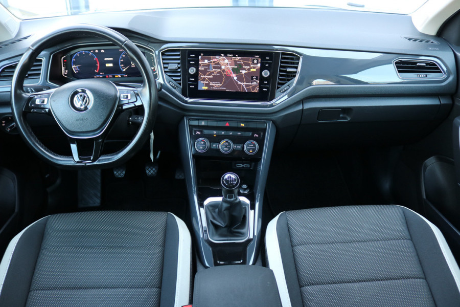 Volkswagen T-Roc 1.0 TSI Sport Xenon Led Virtual cockpit Navi 18inch Bj:2019