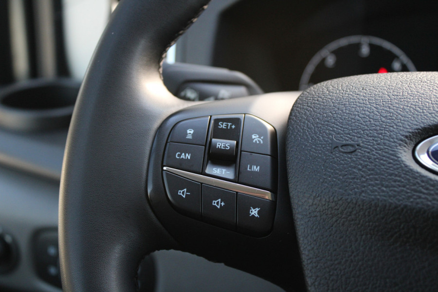 Ford Transit 350 2.0 TDCI L3H2 Trend 130pk - Camper/Grijs Kenteken - Blind Spot - ACC - Trekhaak - Stoelverwarming - Luifel - Rijklaar