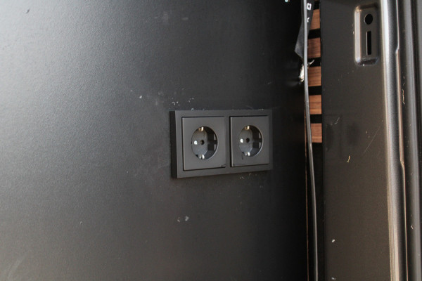 Ford Transit 350 2.0 TDCI L3H2 Trend 130pk - Camper/Grijs Kenteken - Blind Spot - ACC - Trekhaak - Stoelverwarming - Luifel - Rijklaar