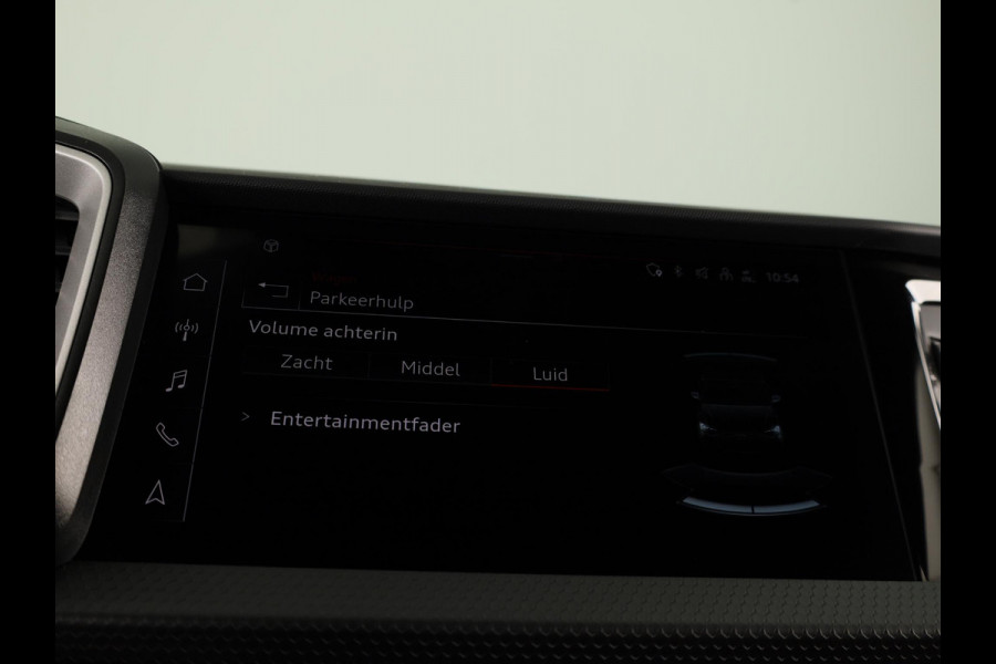 Audi A1 Sportback 30 TFSI S edition 110pk | Led koplampen | Sportstoelen | Navigatie via App | 17 inch Lichtmetalen velgen | Verwarmbare voorstoelen | Verlengde garantie