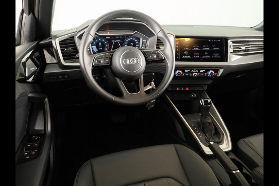 Audi A1 Sportback 30 TFSI S edition 110pk | Led koplampen | Sportstoelen | Navigatie via App | 17 inch Lichtmetalen velgen | Verwarmbare voorstoelen | Verlengde garantie