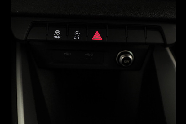 Audi A1 Sportback 30 TFSI S edition 110pk | Led koplampen | Sportstoelen | Navigatie via App | 17 inch Lichtmetalen velgen | Verwarmbare voorstoelen | Verlengde garantie