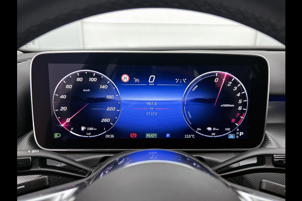 Mercedes-Benz C-Klasse 300 e Business Line Limited | Achteruitrijcamera | Stoelverwarming | Sfeerverlichting | Apple carplay |  Navigatie | Inclusief 24 maanden MB Certified garantie voor Europa.