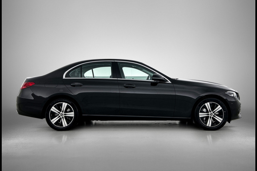Mercedes-Benz C-Klasse 300 e Business Line Limited | Achteruitrijcamera | Stoelverwarming | Sfeerverlichting | Apple carplay |  Navigatie | Inclusief 24 maanden MB Certified garantie voor Europa.