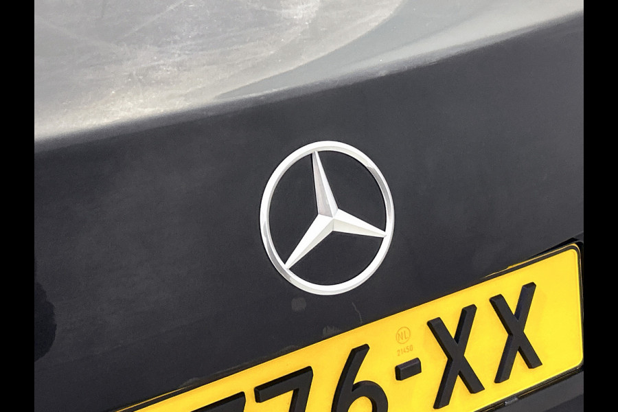 Mercedes-Benz C-Klasse 300 e Business Line Limited | Achteruitrijcamera | Stoelverwarming | Sfeerverlichting | Apple carplay |  Navigatie | Inclusief 24 maanden MB Certified garantie voor Europa.