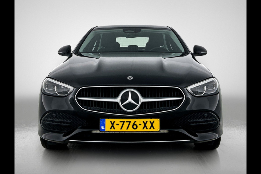 Mercedes-Benz C-Klasse 300 e Business Line Limited | Achteruitrijcamera | Stoelverwarming | Sfeerverlichting | Apple carplay |  Navigatie | Inclusief 24 maanden MB Certified garantie voor Europa.