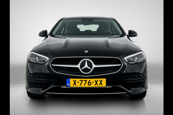 Mercedes-Benz C-Klasse 300 e Business Line Limited | Achteruitrijcamera | Stoelverwarming | Sfeerverlichting | Apple carplay |  Navigatie | Inclusief 24 maanden MB Certified garantie voor Europa.