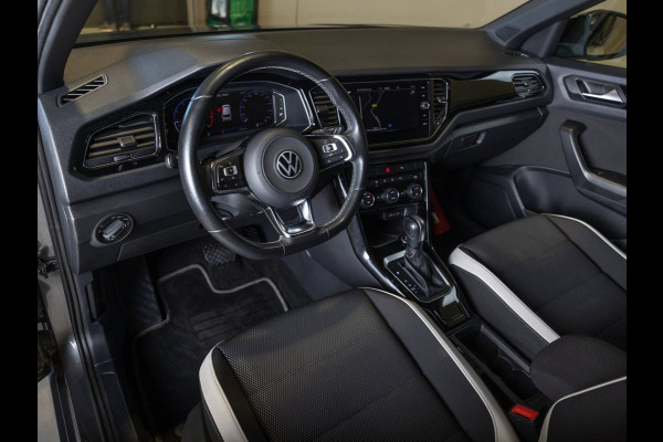 Volkswagen T-Roc Sport / 150pk / Achteruitrij camera / Virtual cockpit / Adaptieve cruise control /