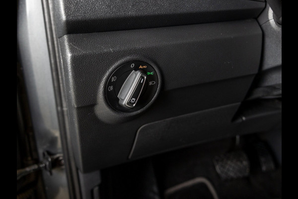 Volkswagen T-Roc Sport / 150pk / Achteruitrij camera / Virtual cockpit / Adaptieve cruise control /