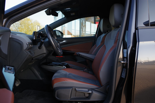 Volkswagen ID.4 Max 77 kWh, Winterpakket, Leder / Alcantara, Camera, Warmtepomp