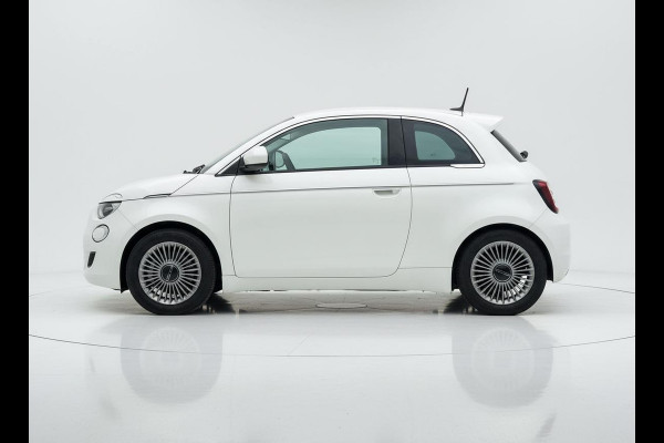 Fiat 500E Urban 42 kWh | Apple Carplay | LM velgen | Prijs is rijklaar