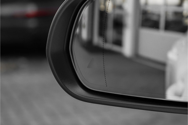 Mercedes-Benz EQA 250 Edition 1 67 kWh AMG Line Pano Camera Stoelverw