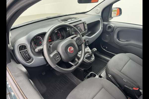 Fiat Panda 1.0 Hybrid RED Cross | Apple carplay | Climate control | Prijs is rijklaar!