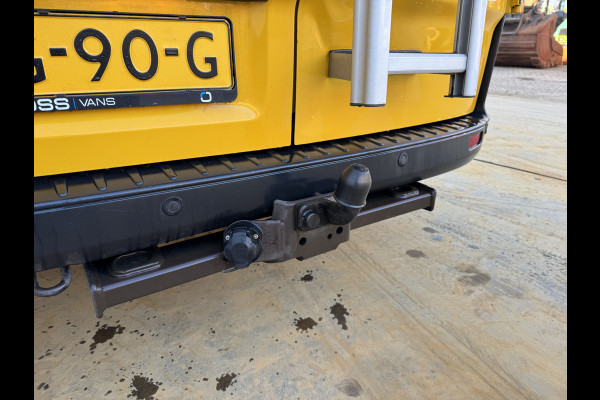 Ford Transit Custom 320 2.0 TDCI L2H1 Trend Trekhaak LED Airco Cruise Imperiaal Ladder Stoelverwarming Parkeersensoren Voor en Achter