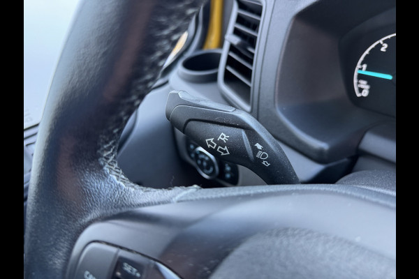 Ford Transit Custom 320 2.0 TDCI L2H1 Trend Trekhaak LED Airco Cruise Imperiaal Ladder Stoelverwarming Parkeersensoren Voor en Achter