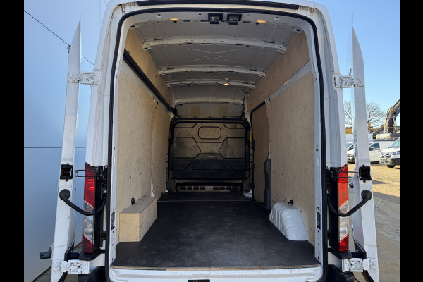 Ford E-Transit 350 68kWh 184PK 317km WLTP 97.5% (SOH) BEV Snelladen L2H3 360° Camera Climate Control Cruise Control Navigatie Carplay Parkeersensoren voor achter