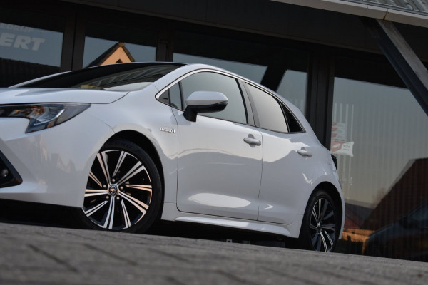 Toyota Corolla 1.8 Hybrid Dynamic | CAMERA | STOELVERWARMING | APPLE CARPLAY | ANDROID AUTO | NAP |