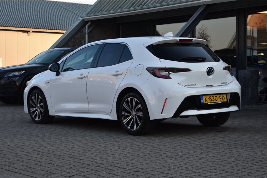 Toyota Corolla 1.8 Hybrid Dynamic | CAMERA | STOELVERWARMING | APPLE CARPLAY | ANDROID AUTO | NAP |