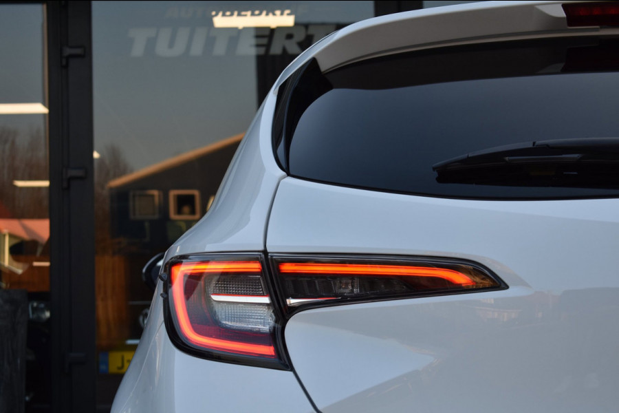 Toyota Corolla 1.8 Hybrid Dynamic | CAMERA | STOELVERWARMING | APPLE CARPLAY | ANDROID AUTO | NAP |