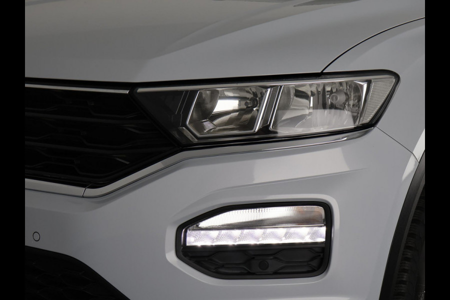 Volkswagen T-Roc 1.0 TSI Two-Tone | Apple Carplay & AndroidAUTO | Privacy Glass |