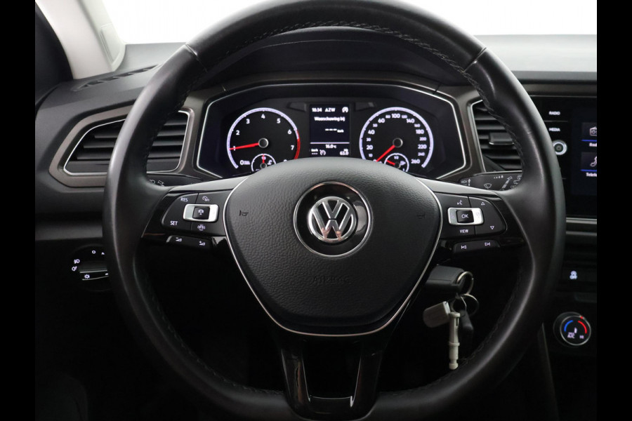 Volkswagen T-Roc 1.0 TSI Two-Tone | Apple Carplay & AndroidAUTO | Privacy Glass |