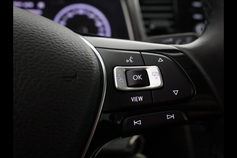 Volkswagen T-Roc 1.0 TSI Two-Tone | Apple Carplay & AndroidAUTO | Privacy Glass |