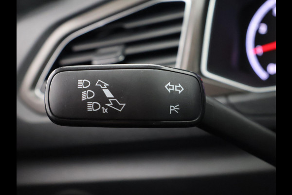 Volkswagen T-Roc 1.0 TSI Two-Tone | Apple Carplay & AndroidAUTO | Privacy Glass |