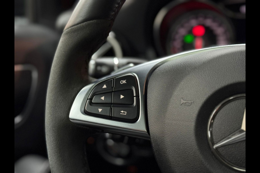 Mercedes-Benz A-Klasse 250|MOTORSPORT|STOELVER|NAVI|CRUISE|PANO