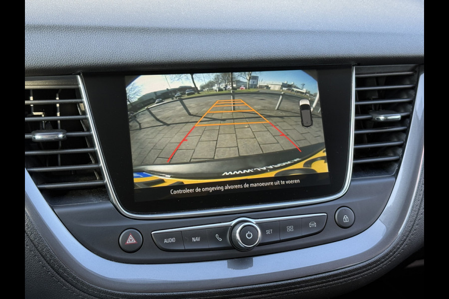 Opel Grandland X BWJ 2020 | 1.2T 131PK Business Executive | CLIMA | NAVI | CARPLAY | CAMERA A | PRIVACY GLASS | PDC 2X | LICHTMETAAL | CRUISE |