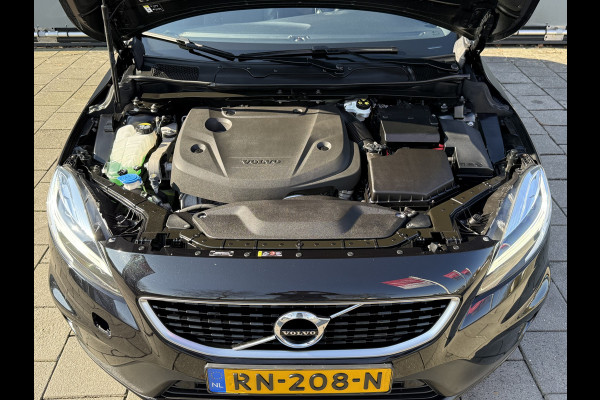Volvo V40 BWJ 2018 | 2.0 D3 150PK R-DESIGN | TREKHAAK | PANO DAK | LEER | CAMERA A | CLIMA | NAVI | STOELVERW | PREMIUM AUDIO