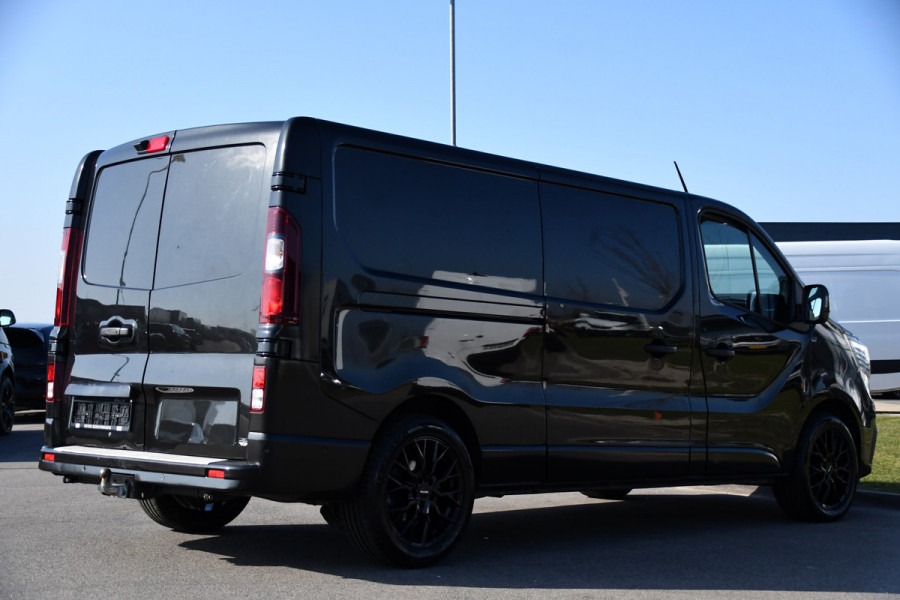 Renault Trafic 2.0 dCi 170 L2H1 Luxe Black Edition Adaptieve Cruise, Camera, Carplay, LED, 170pk, Clima, Automaat, Sensoren, Trekhaak, Uniek!