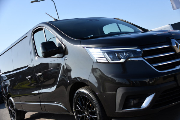 Renault Trafic 2.0 dCi 170 L2H1 Luxe Black Edition Adaptieve Cruise, Camera, Carplay, LED, 170pk, Clima, Automaat, Sensoren, Trekhaak, Uniek!