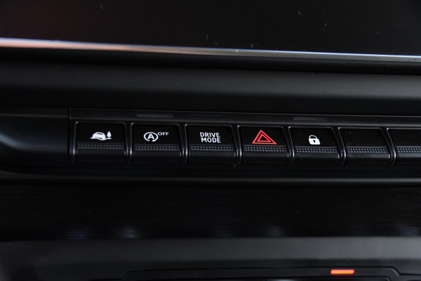 Renault Trafic 2.0 dCi 170 L2H1 Luxe Black Edition Adaptieve Cruise, Camera, Carplay, LED, 170pk, Clima, Automaat, Sensoren, Trekhaak, Uniek!