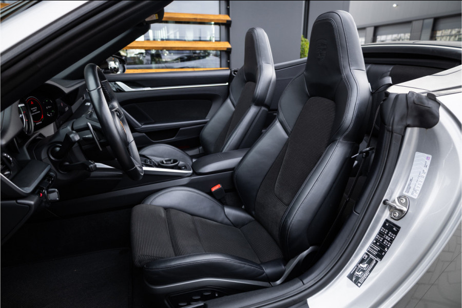 Porsche 911 Cabrio 3.8 Turbo S - Sport Chrono + | Keramisch | Memory | Stoelverwarming