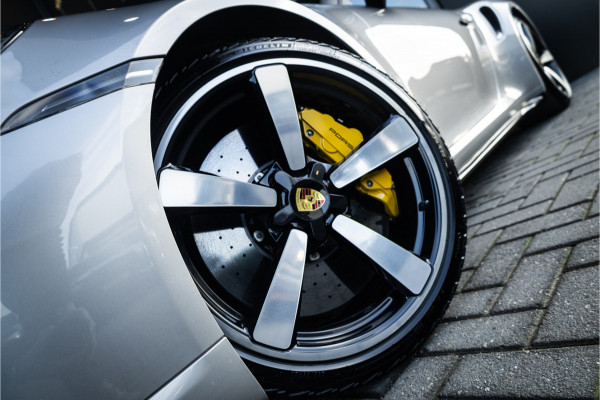 Porsche 911 Cabrio 3.8 Turbo S - Sport Chrono + | Keramisch | Memory | Stoelverwarming
