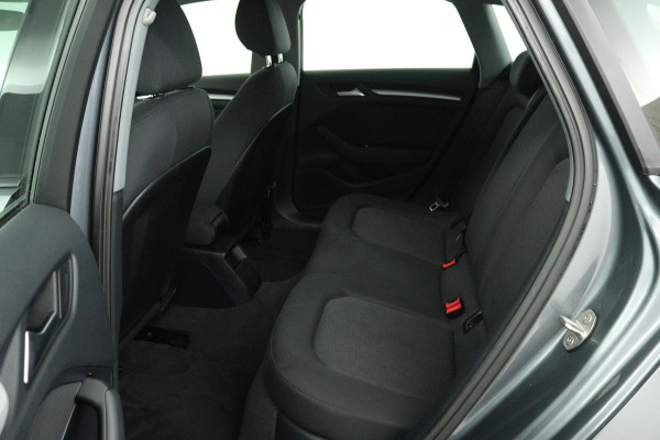 Audi A3 Sportback 30 TFSI Pro Line (PARKEERSENSOREN, CRUISE CONTROL, NAVIGATIE)