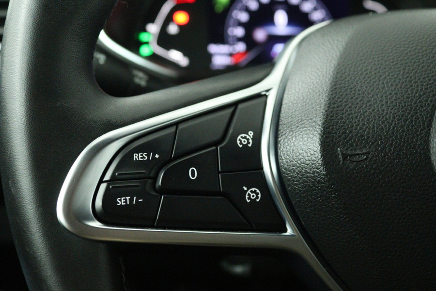 Renault Clio 1.0 TCe Intens (CARPLAY, CRUISE CONTROL, LANE-ASSIST, PARKEERSENSOREN, NAVIGATIE)