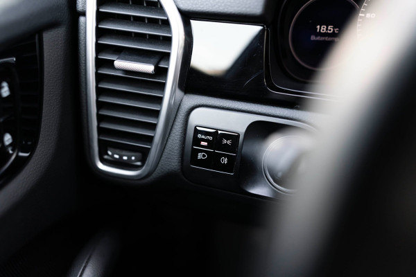 Porsche Cayenne Coupé 3.0 PANO LED LEDER