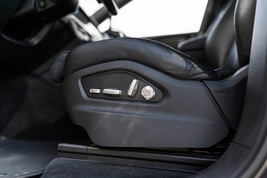 Porsche Cayenne Coupé 3.0 PANO LED LEDER