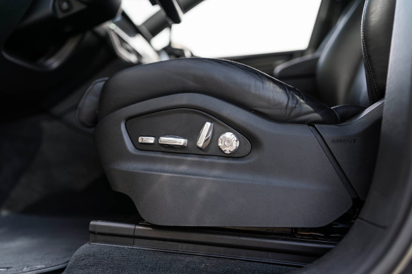 Porsche Cayenne Coupé 3.0 PANO LED LEDER