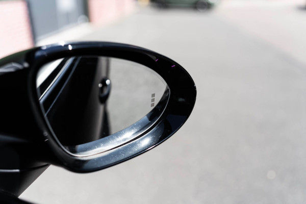 Porsche Cayenne Coupé 3.0 PANO LED LEDER