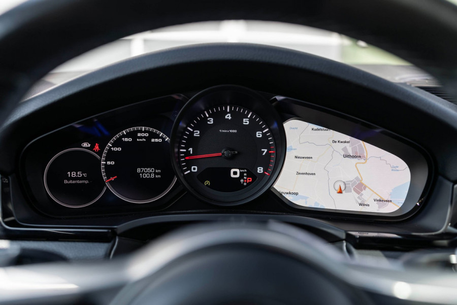 Porsche Cayenne Coupé 3.0 PANO LED LEDER