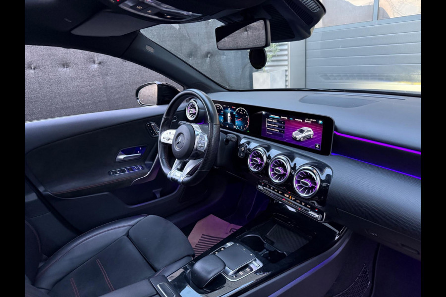 Mercedes-Benz A-Klasse AMG 220 | Pano |Night| Sfeerverlichting |