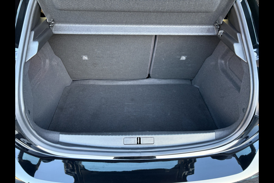 Opel Corsa 1.2 Turbo Hybrid Yes | Dodehoekbewaking | Camera | Stoel & Stuur verw. | Prijs Rijklaar!!