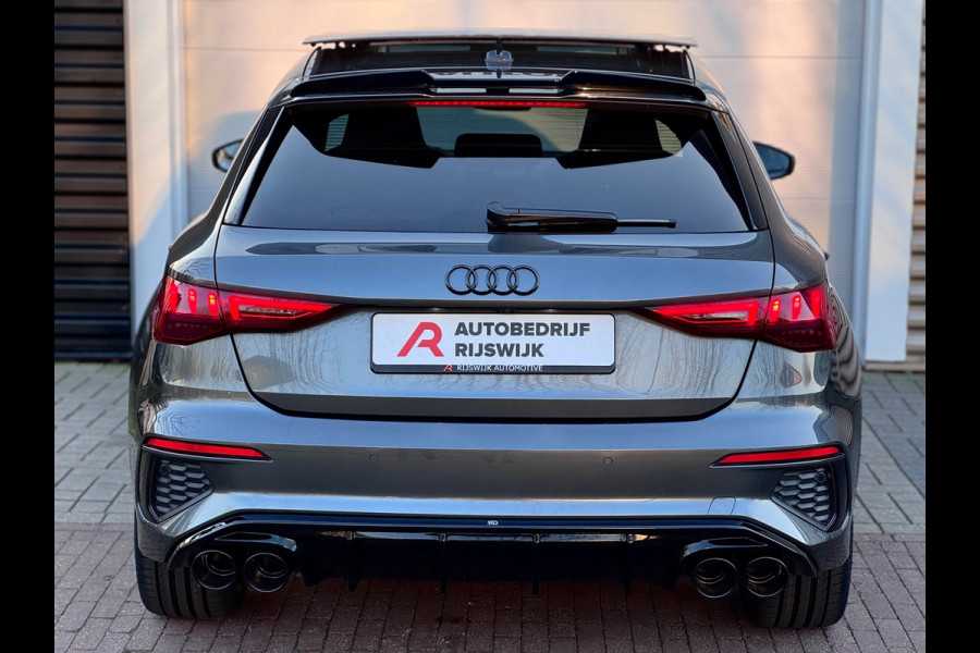 Audi A3 Sportback 45 TFSI e S edition Competition S3 Pano/Sfeer/Matrix